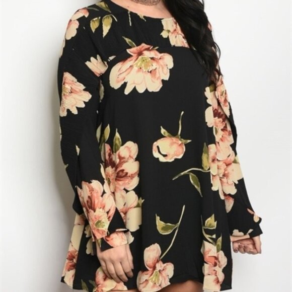 PLUS SIZE FLORAL DRESS - Picture 1 of 4